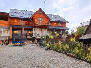 Budynek, w którym mieści się apartament