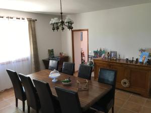 Fotografie z fotogalerie ubytování Relais de la poste suite v destinaci Monclar-de-Quercy