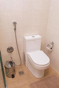 Um banheiro em LENA ROSA Premium Hotel