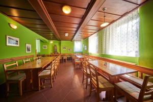 Restaurace v ubytování Pension & restaurace Zelený Mlýn Žacléř
