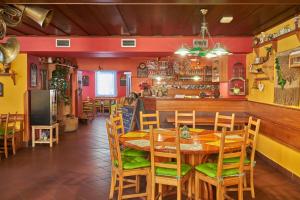 Restaurace v ubytování Pension & restaurace Zelený Mlýn Žacléř
