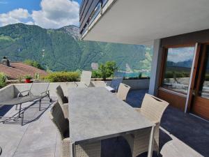 En balkon eller terrasse på Appartement Seelewärmerli - Balsam für Ihre Seele