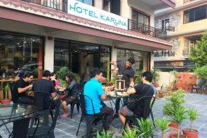 Khách lưu trú tại Hotel Karuna