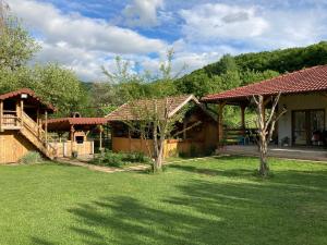 Building kung saan naroon ang holiday home