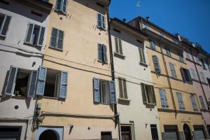 Gallery image of Centro Storico Oltretorrente Apartment in Parma