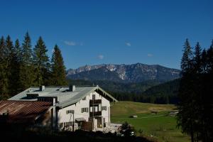 Galeriebild der Unterkunft Spitzing Lodge Ferienwohnungen - Wanderparadies in den Bergen in Spitzingsee