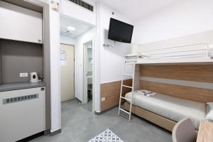 HI Agron - Jerusalem Hostel tesisinde bir ranza yatağı veya ranza yatakları