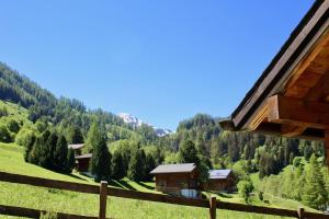 Loodusmaastik of the bed and breakfast lähedal