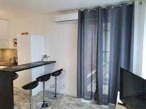 Kuchyňa alebo kuchynka v ubytovaní Apartament na Lazurowej