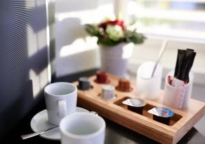 Coffee and tea making facilities at CIP Hôtel