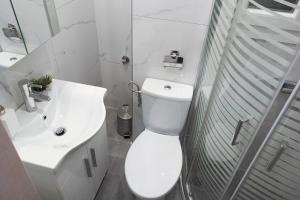 Kúpeľňa v ubytovaní InCityBnB - Chic Suite + 18 fotografií