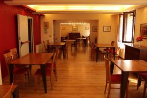 Restaurant o un lloc per menjar a Villa Flangini