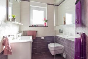 Kúpeľňa v ubytovaní Villa Veronica with great sea view & private pool - calm & relax holidays in Istria