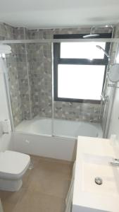 Koupelna v ubytování Hotel Zeus