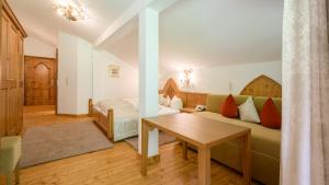 Posedenie v ubytovaní Hotel Garni Castel B&B