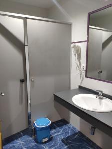 Koupelna v ubytování Albergue Camiño Real + 37 fotografií