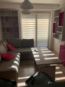 Posedenie v ubytovaní Apartament ONE ogródek i parking