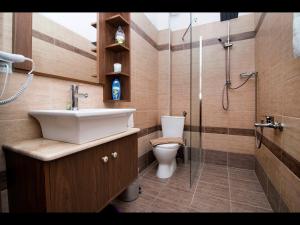 Ванная комната в Stelios Apartments