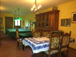 A seating area at Villa Romolina