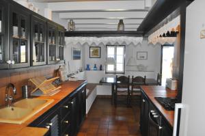 Η κουζίνα ή μικρή κουζίνα στο Villa SES TANQUES 17