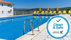 A piscina localizada em Hotel Belsol ou nos arredores