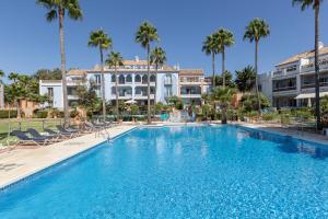 Bazén v ubytování La Perla 1501 nebo v jeho okolí