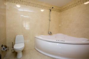 Koupelna v ubytování Hotel SPA Arkadia