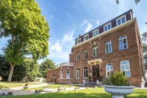 Zahrada ubytování Logis Manoir de Fourcy