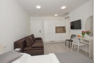 Gallery image of Villa Dalmatia Apartments in Brela