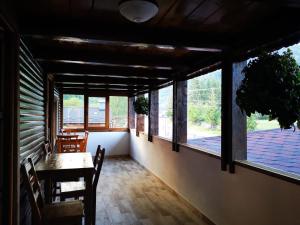 Gallery image of Pensiunea Bella Vista in Arefu