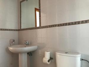 Et badeværelse på Alojamiento Rural La Mejora + 28 billeder