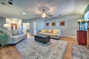 Gallery image of Peaceful San Antonio Oasis with Private Pool and Grill in San Antonio