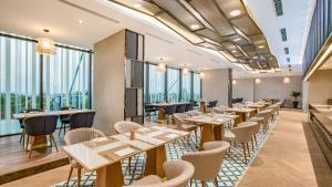 Khu vực ghế ngồi tại Sel de Mer Hotel & Suites