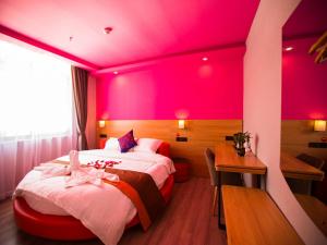 Afbeelding uit fotogalerij van JUN Hotels Zhejiang Shaoxing Shangyu District Walking Street in Shaoxing