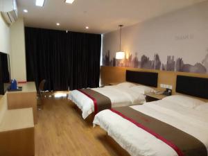 Imagen de la galería de Thank Inn Chain Hotel Chizhou Zhanqian District Railway Station, en Chizhou