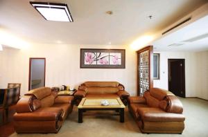 Χώρος καθιστικού στο JUN Hotels Shenzhen Dapeng New District Kuiyong Street