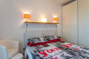 Postel nebo postele na pokoji v ubytování ZIA DINA APARTMENT