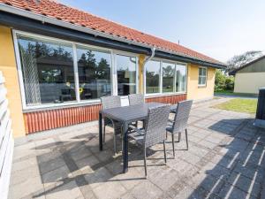 Fotografie z fotogalerie ubytování 4 person holiday home in Nørre Nebel v destinaci Nørre Nebel