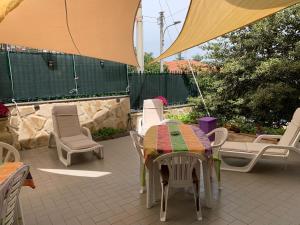 A patio or other outdoor area at L'Agrifoglio Dell'Etna