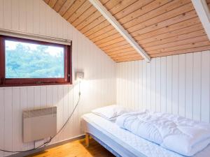Postel nebo postele na pokoji v ubytování Holiday home Blåvand CXLVI