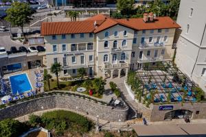 a house in the city of dubrovnik at Hotel Domino in Opatija