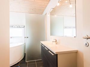 Fotografie z fotogalerie ubytování Holiday home Blåvand CXCIII v destinaci Blåvand