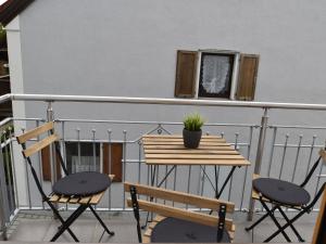 Balkón nebo terasa v ubytování Apartment in Tännesberg near Goldsteig Trail