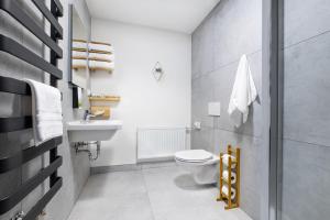 Et badeværelse på KEILBERG RESORT + 20 billeder