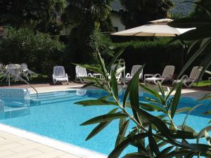Bazén v ubytování Hotel Villa Rosa nebo v jeho okolí