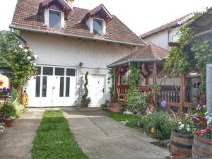 Taman di luar Apartment Harmonija apatin