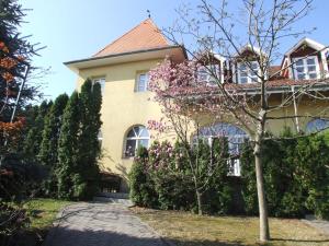 Zahrada ubytování Art Guesthouse