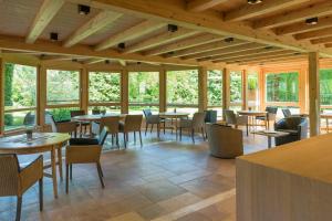 Restaurace v ubytování Residence-Garni Haus Tschenett