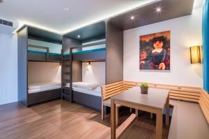 Postel nebo postele na pokoji v ubytování Hotel Knorz
