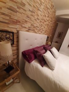 Posteľ alebo postele v izbe v ubytovaní Dos Casitas, Dos Calles, - Loft de la Morena o Estudio JR